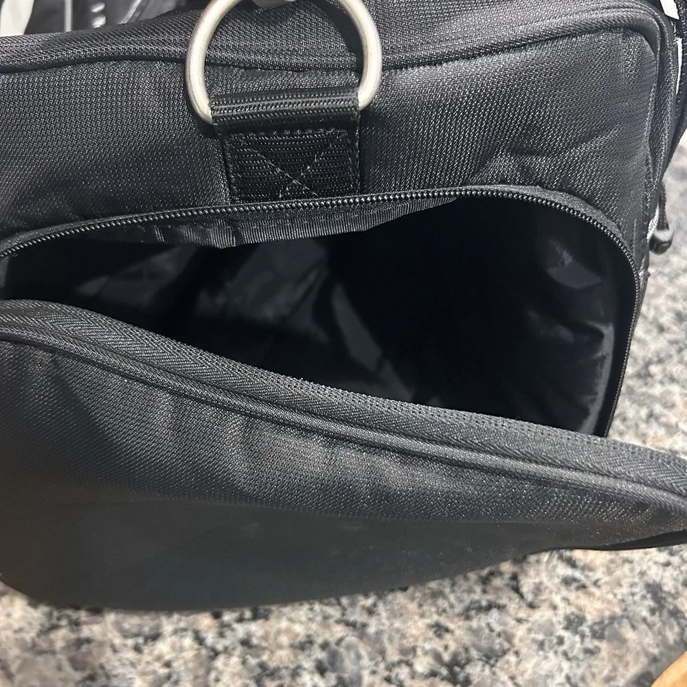 Nike Golf Duffel Bag Black Travel Gym Bag Foundation Fighting Blindness Logo